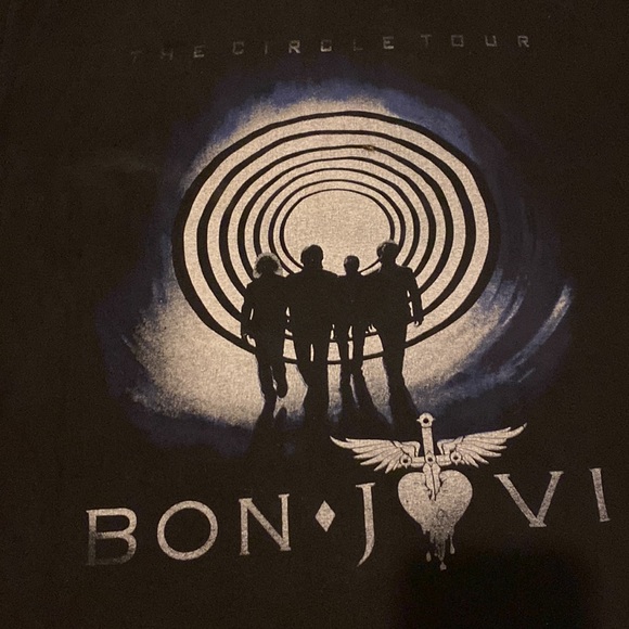 Vintage Bon Jovi t shirt - Picture 2 of 5